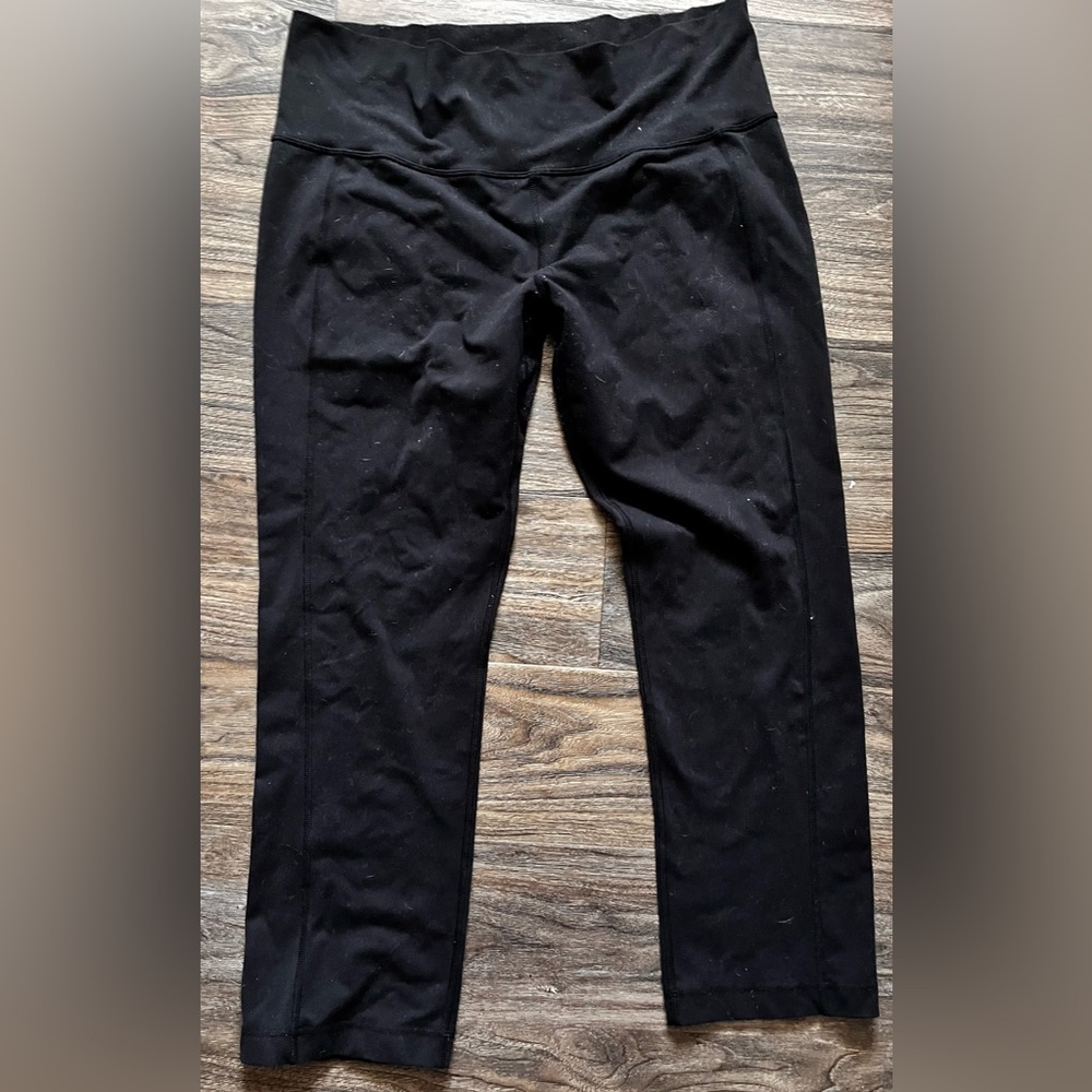 Black High-Waisted Lulu leggings